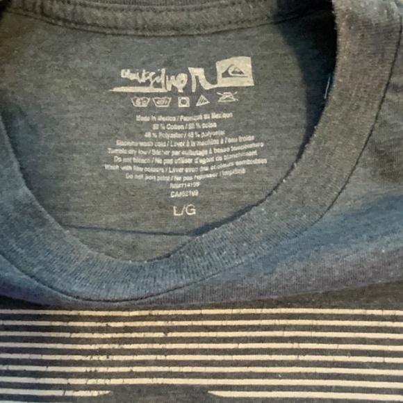 Quicksilver t-shirt. - Picture 3 of 6